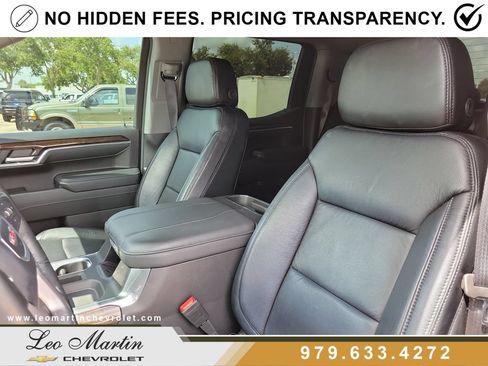 Used 2024 GMC Sierra 1500 Elevation w/ LPO, Elevation Black Package AWD/4WD image 16