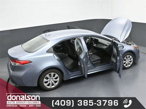 Used 2023 Toyota Corolla LE image 25