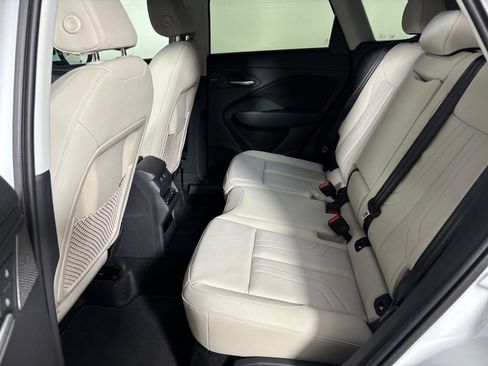 New 2026 Audi Q3 quattro 2.0T AWD/4WD image 10