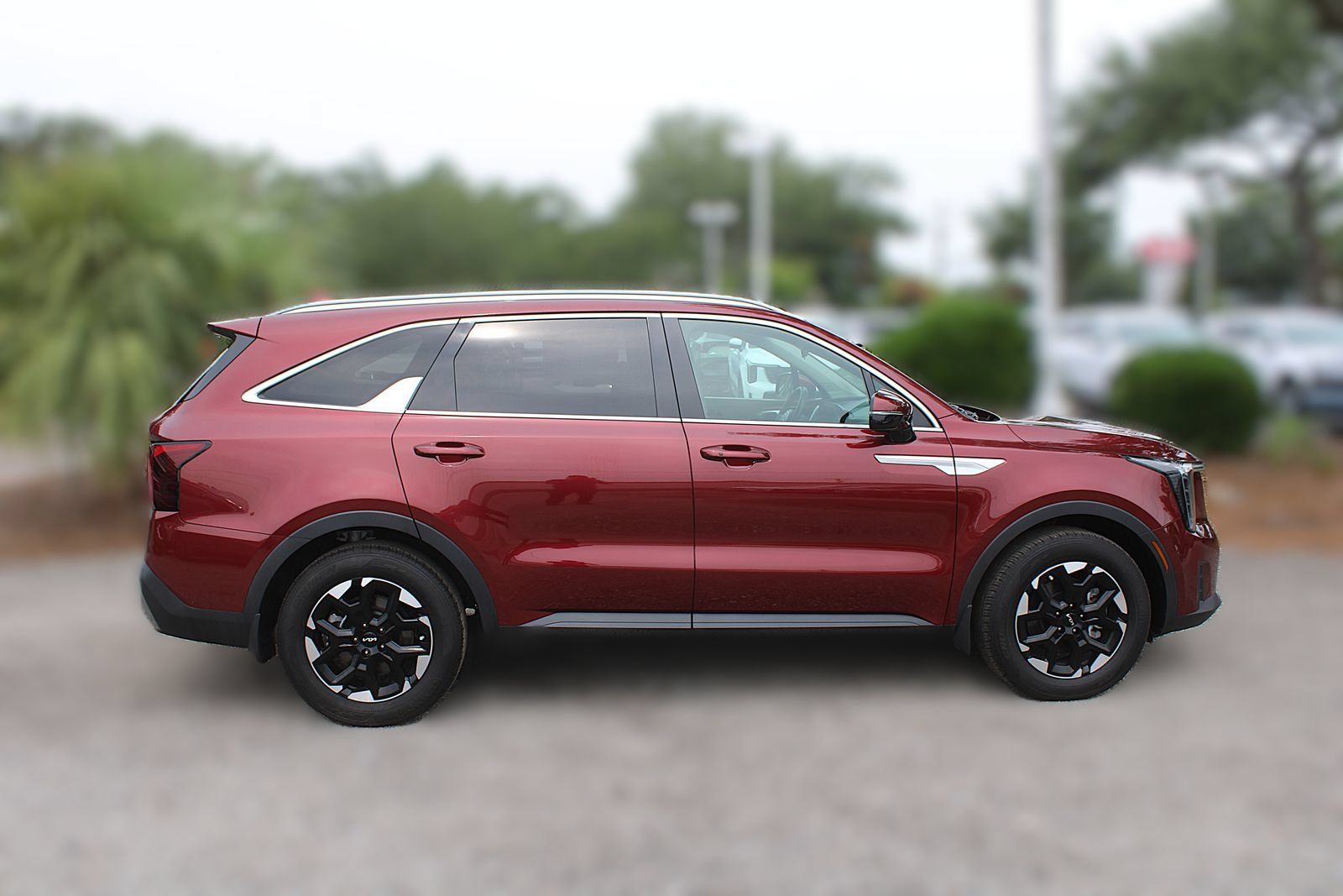 Certified 2025 Kia Sorento S FWD image 5