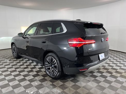 Used 2025 BMW X3 xDrive30i w/ Premium Package image 11