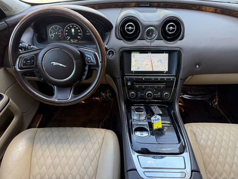 Used 2016 Jaguar XJ L Portfolio AWD/4WD image 23