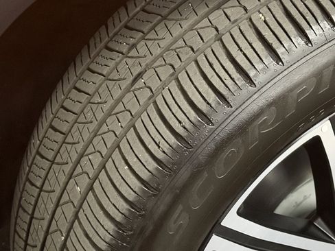 Used 2024 Mercedes-Benz GLE 450 GLE 450 image 18