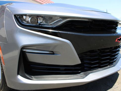 Used 2019 Chevrolet Camaro SS RWD image 5
