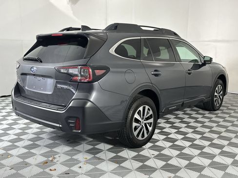 Used 2021 Subaru Outback Premium AWD/4WD image 8