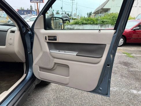 Used 2010 Ford Escape XLT FWD image 21