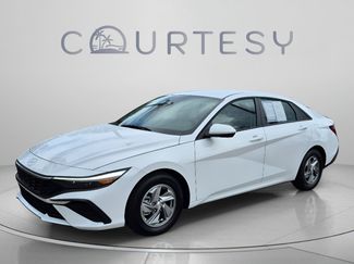 Used 2025 Hyundai Elantra SE FWD 360° Tour