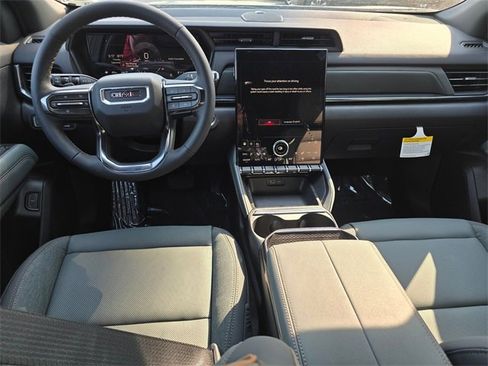 New 2026 GMC Terrain AT4 w/ Convenience Package III image 18