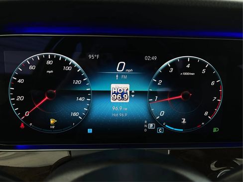 Used 2021 Mercedes-Benz E 350 4MATIC Sedan image 23