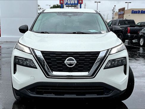 Used 2021 Nissan Rogue S AWD/4WD image 2