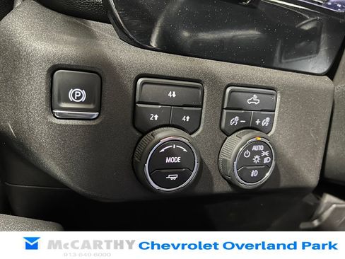 Used 2025 Chevrolet Silverado 2500 LT w/ Convenience Package AWD/4WD image 18