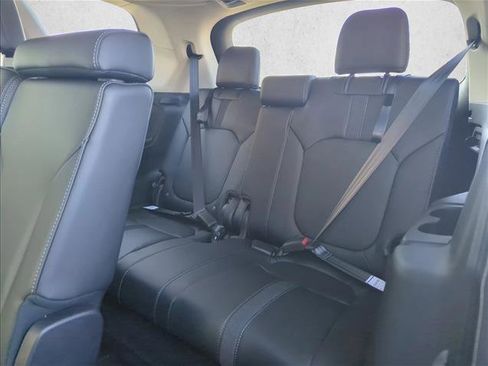 New 2025 Honda Pilot EX-L image 19