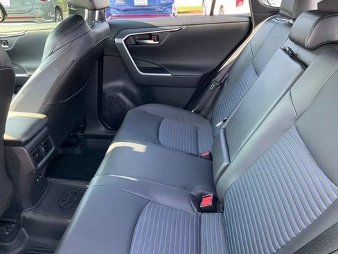 Used 2023 Toyota RAV4 XSE AWD/4WD image 17