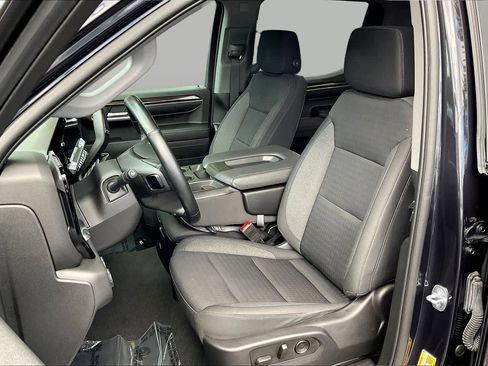 Used 2023 Chevrolet Silverado 1500 LT AWD/4WD image 25