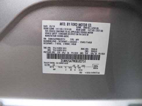 Used 2019 Lincoln MKT AWD image 50