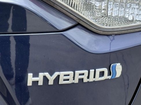 Used 2020 Toyota Corolla LE image 11