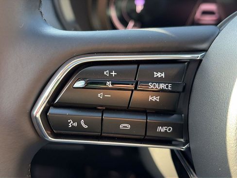 New 2025 MAZDA CX-70 Plug-In Hybrid w/ Premium Pkg image 19