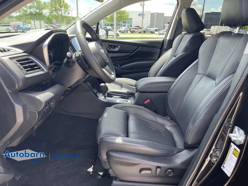 Used 2023 Subaru Ascent Limited w/ Technology Package AWD/4WD image 9