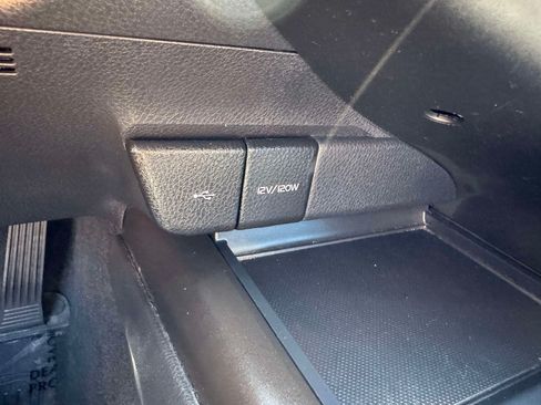 Certified 2023 Toyota Camry SE FWD image 30