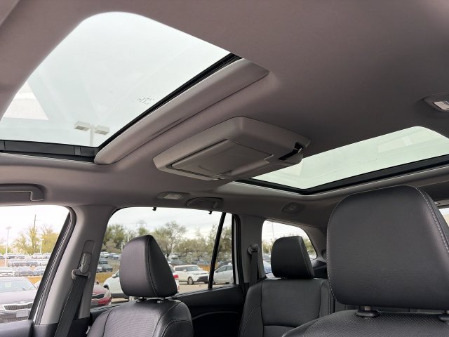 Used 2020 Honda Pilot Elite image 31