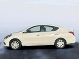 Used 2016 Nissan Versa SV image 2