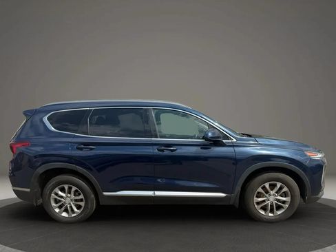 Used 2019 Hyundai Santa Fe SE AWD/4WD image 4