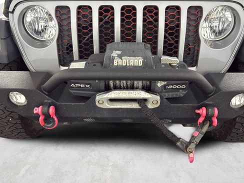 Used 2020 Jeep Gladiator Sport w/ Quick Order Package 24S AWD/4WD image 41