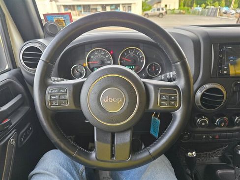Used 2013 Jeep Wrangler Sport AWD/4WD image 6