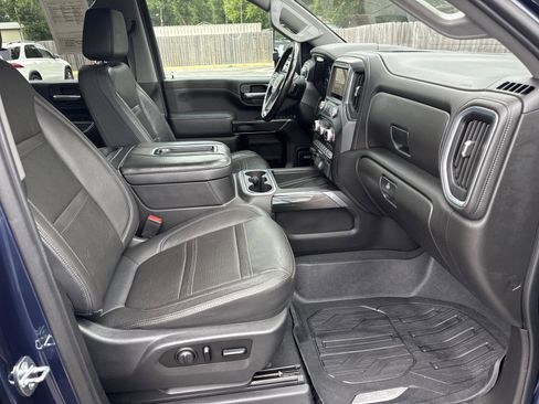 Used 2021 GMC Sierra 3500 Denali w/ Denali Ultimate Package AWD/4WD image 39