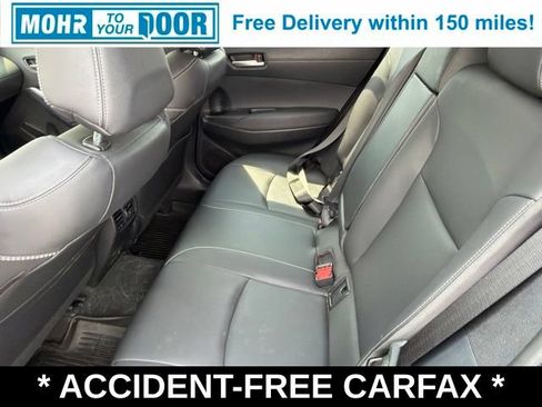 Used 2023 Toyota Corolla Cross XLE w/ Convenience Package AWD/4WD image 39