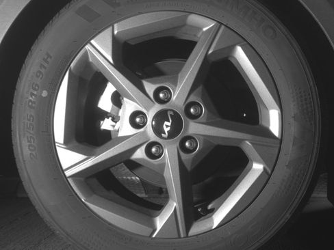 Used 2025 Kia K4 LXS image 15