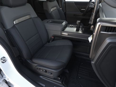 Used 2025 GMC Hummer EV 3X w/ Battery Pack, 24 Module Pack image 42