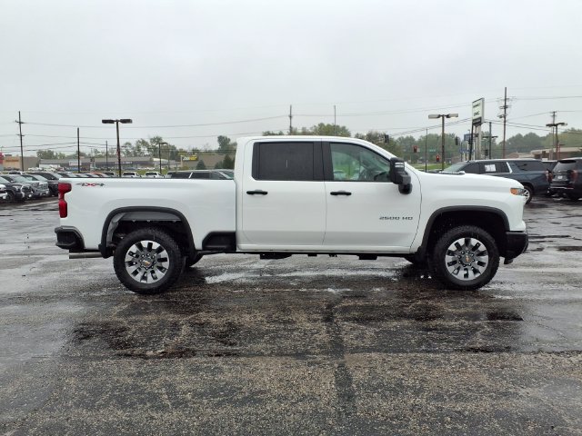 New 2026 Chevrolet Silverado 2500 Custom w/ Custom Value Package AWD/4WD image 2