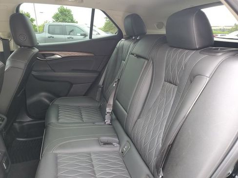 Used 2022 Buick Envision Avenir w/ Technology Package II AWD/4WD image 10