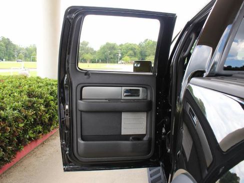 Used 2014 Ford F150 Raptor w/ Equipment Group 801A Luxury AWD/4WD image 29