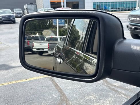 Used 2018 RAM 1500 Big Horn AWD/4WD image 41