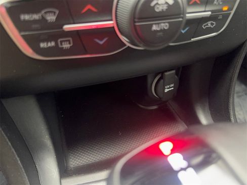 Used 2023 Dodge Charger Scat Pack w/ Daytona Edition Group image 70