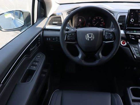 Used 2026 Honda Odyssey Touring image 20