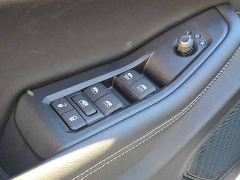 New 2025 Jeep Grand Cherokee Laredo X w/ Luxury Tech Group I image 23