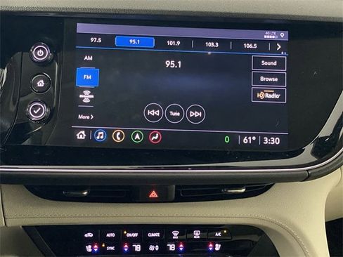 Used 2021 Buick Envision Avenir w/ Technology Package II image 12