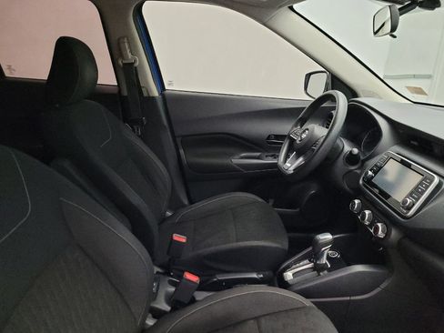 Used 2021 Nissan Kicks S FWD image 21