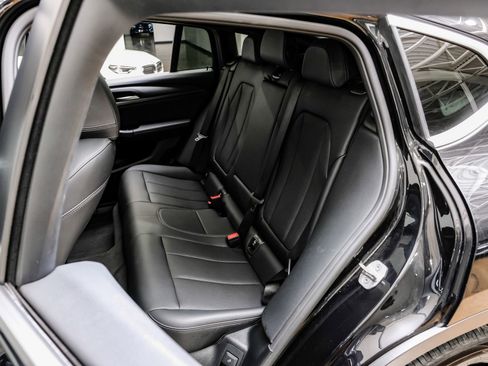 Used 2024 BMW X4 xDrive30i image 43