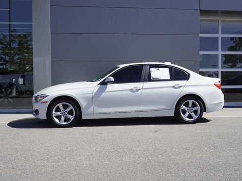 Used 2015 BMW 328i xDrive Sedan AWD/4WD image 8