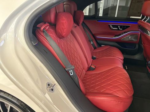 Used 2023 Mercedes-Benz S 580 4MATIC Sedan image 26