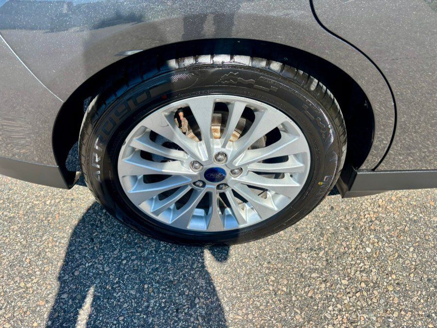 Used 2017 Ford C-MAX SE FWD image 32