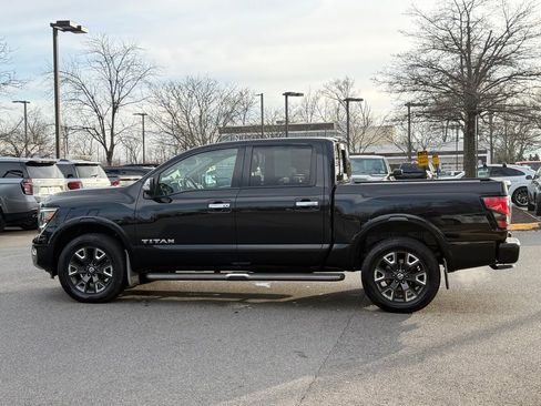 Used 2021 Nissan Titan Platinum Reserve w/ Moonroof Package image 11
