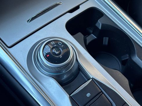 Certified 2022 Ford Explorer XLT w/ Equipment Group 202A image 22