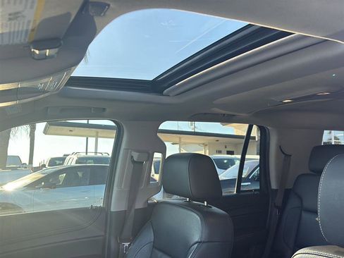 Used 2018 GMC Yukon SLT image 27