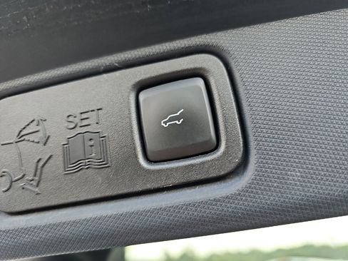 Used 2022 Ford Mustang Mach-E Premium RWD image 13