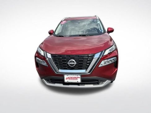 Used 2023 Nissan Rogue SV w/ SV Premium B Package AWD/4WD image 2
